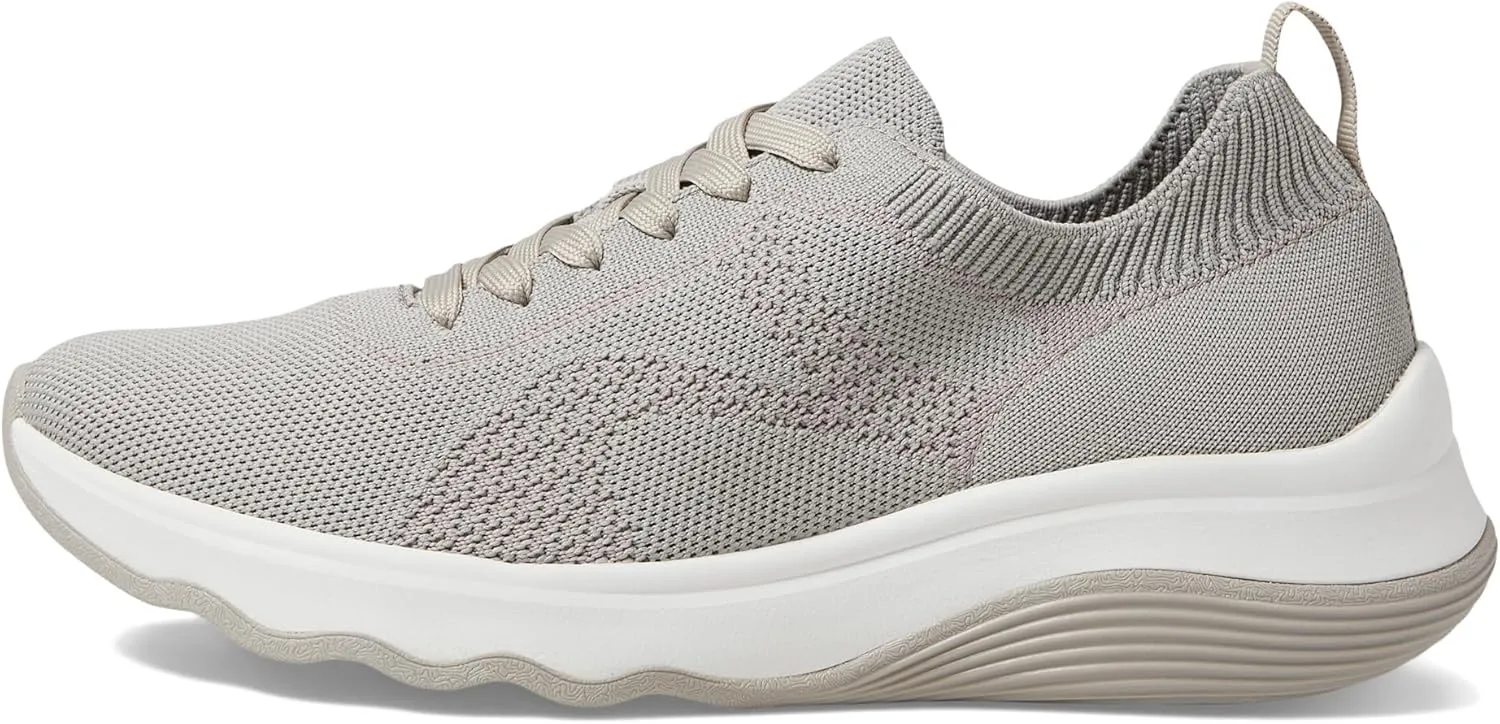 Clarks Women's Circuit Tie Oxford