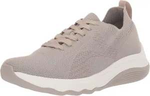 Clarks Women's Circuit Tie Oxford