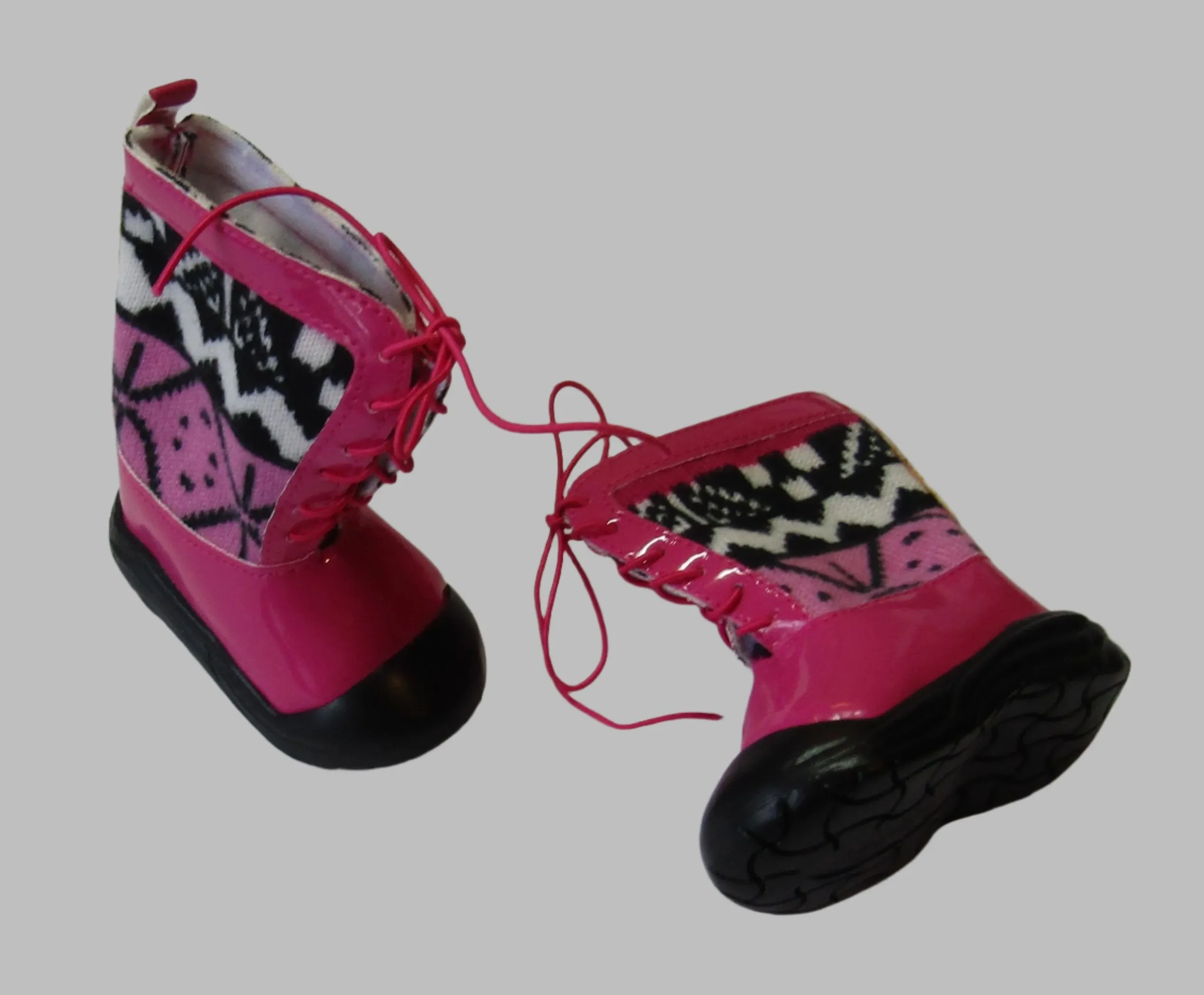 Ikat Snow Boots 18 inch Doll: Pink & Black