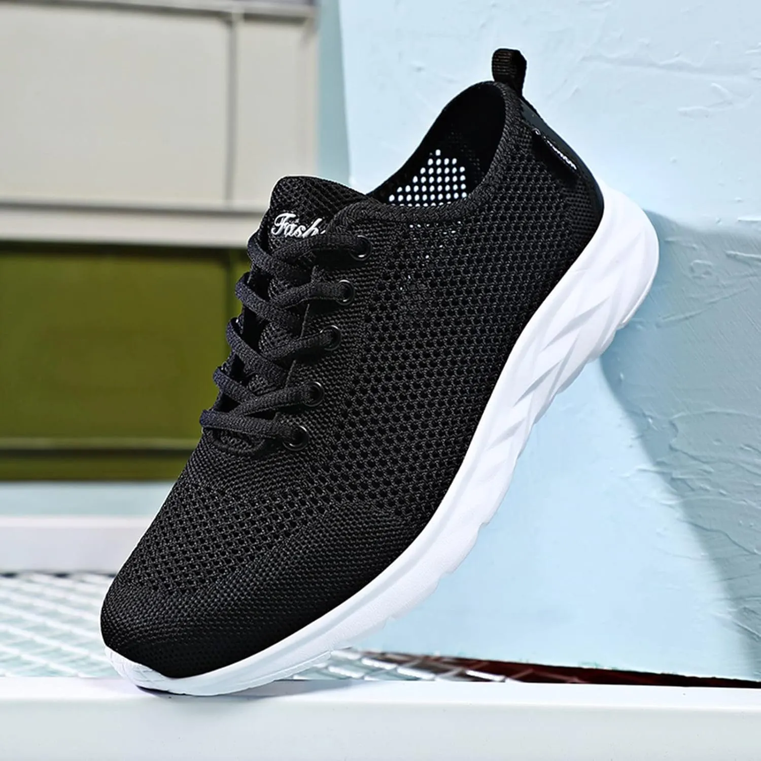 Men Comfortable Fashion Casual Breathable Lightweight Solid Color Summer and Men's Classic Nylon Sneaker
