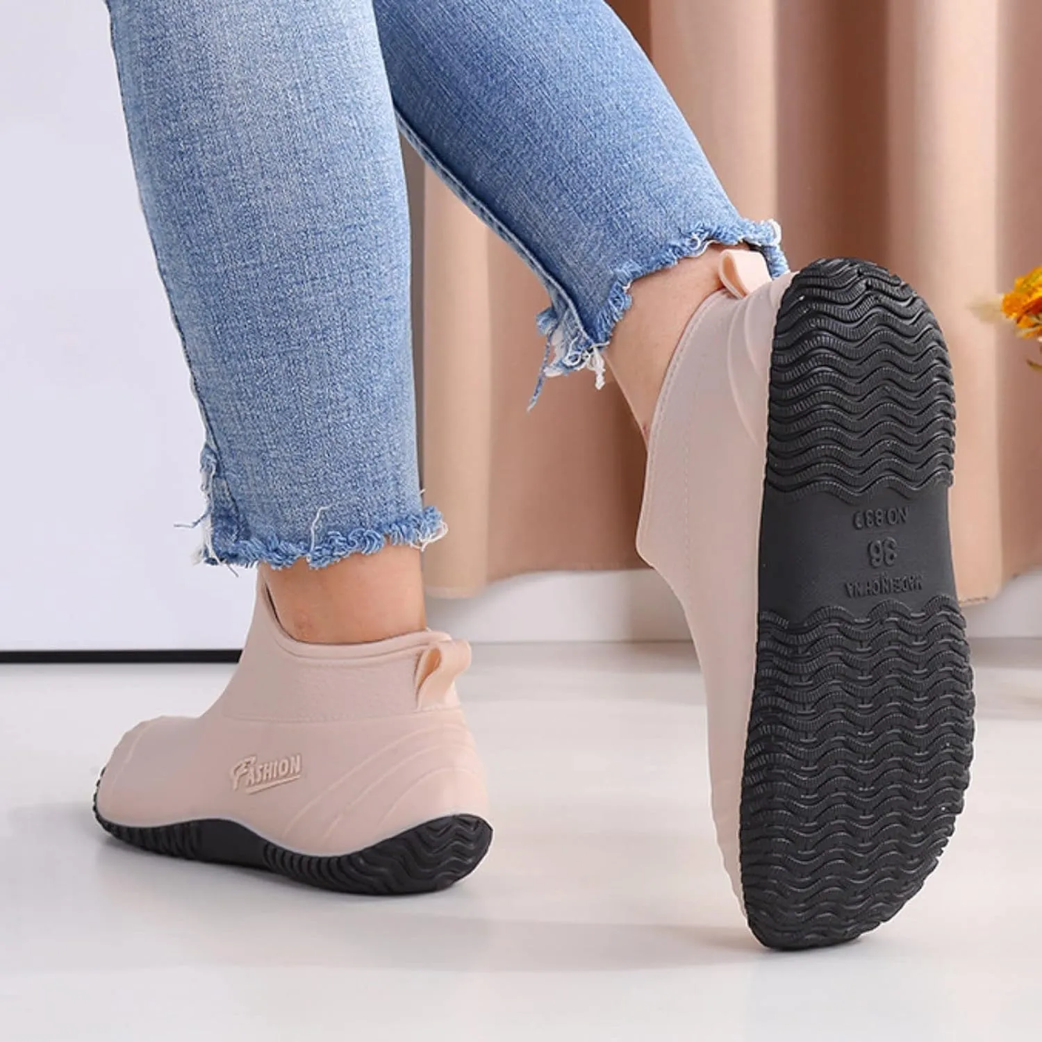 Rain Boots Women Women's Ankle Rain Boots Waterproof Garden Shoes Rubber Rain Shoes for Hunting Gardening Farming