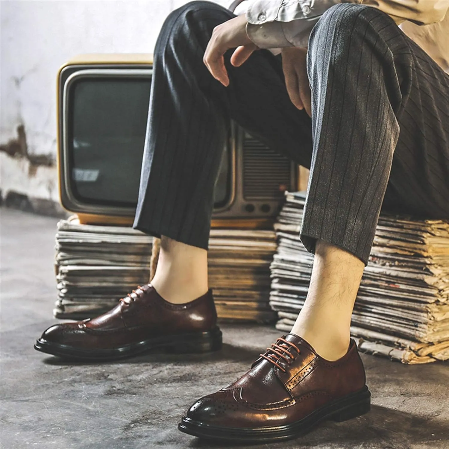Single Season Oxford Shoes for Men Lace Up Brogue Embossed Wing Tip Round Burnished Toe Vegan Leather Slip Resistant Block Heel Anti-Slip Non Slip Rubber Sole Prom Very Popular Among Youn