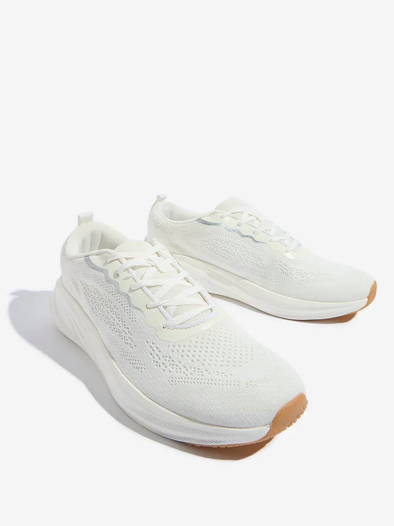 SOLEPLAY White Knit Design Lace-Up Sneakers
