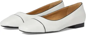 Trotters Women's Harbor Ballet Flat