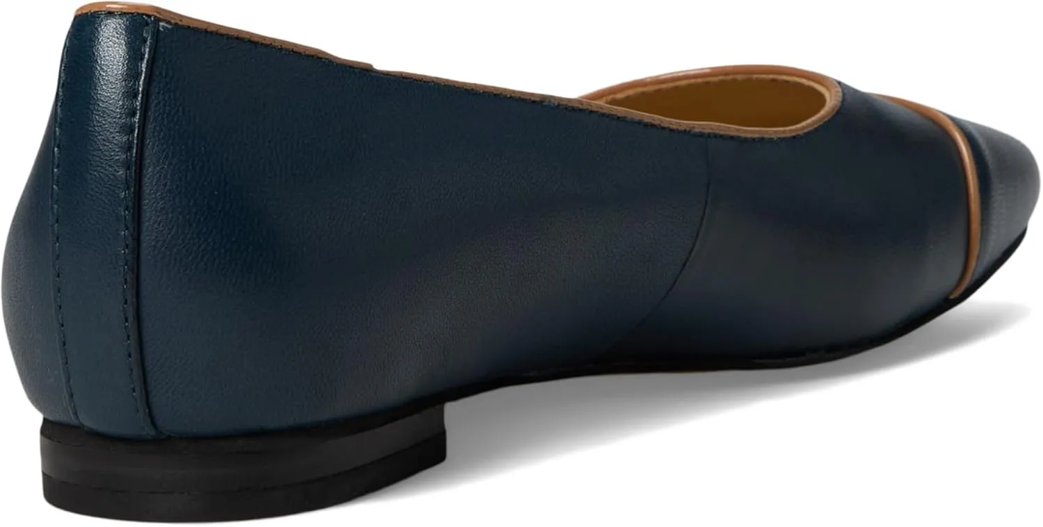 Trotters Women's Harbor Ballet Flat