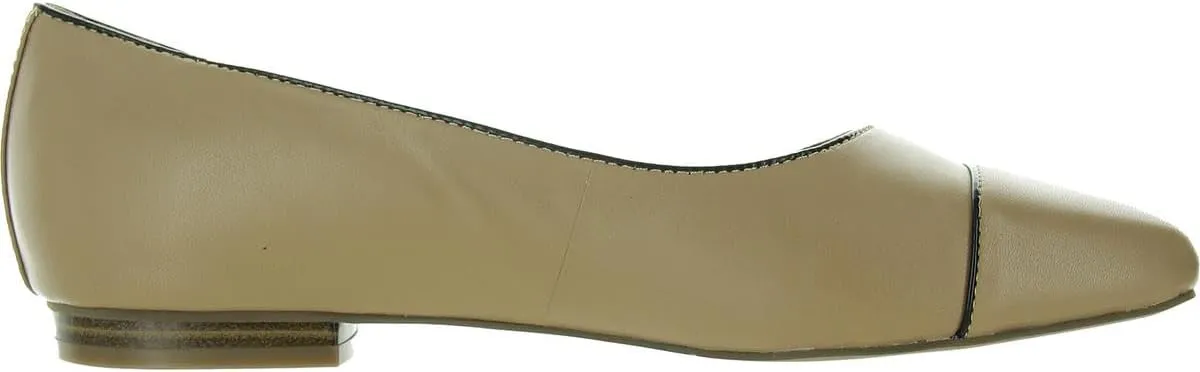Trotters Women's Harbor Ballet Flat