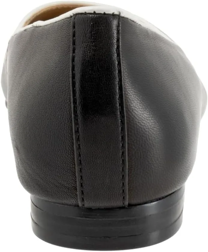 Trotters Women's Harbor Ballet Flat