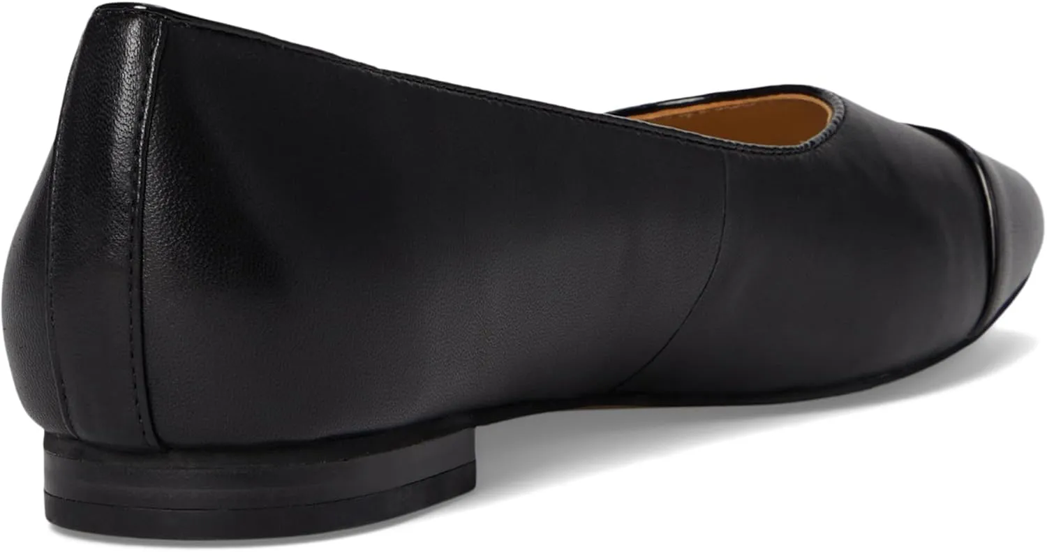 Trotters Women's Harbor Ballet Flat