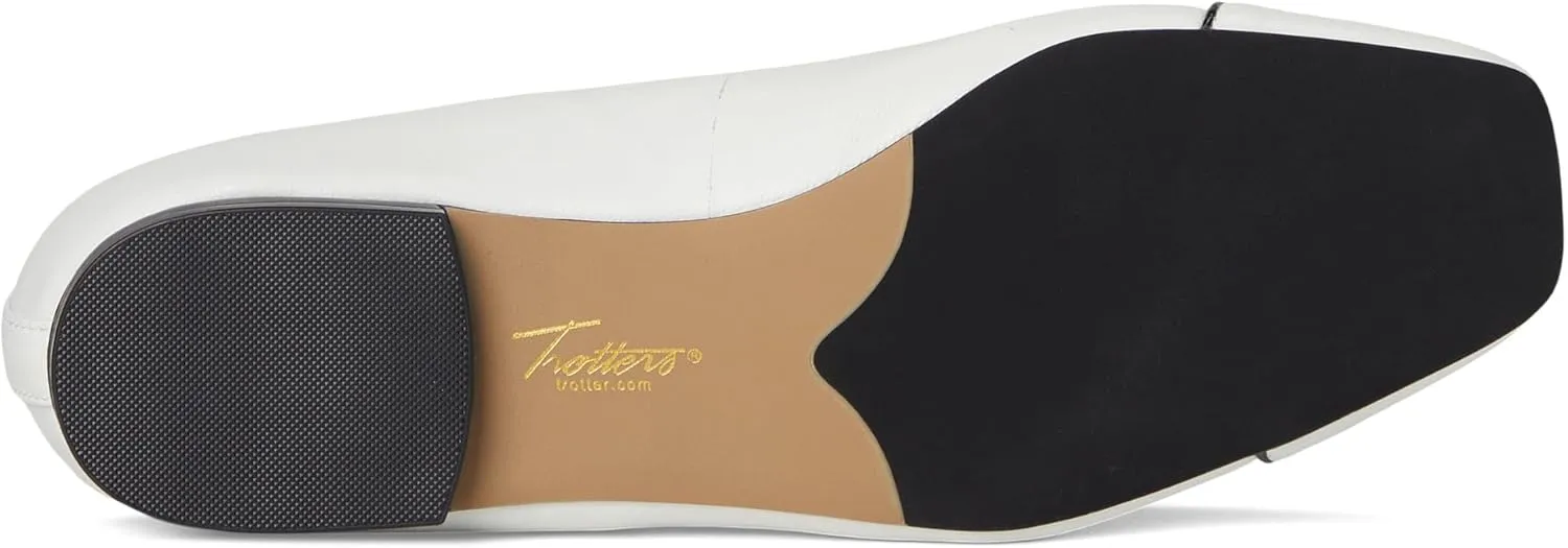Trotters Women's Harbor Ballet Flat