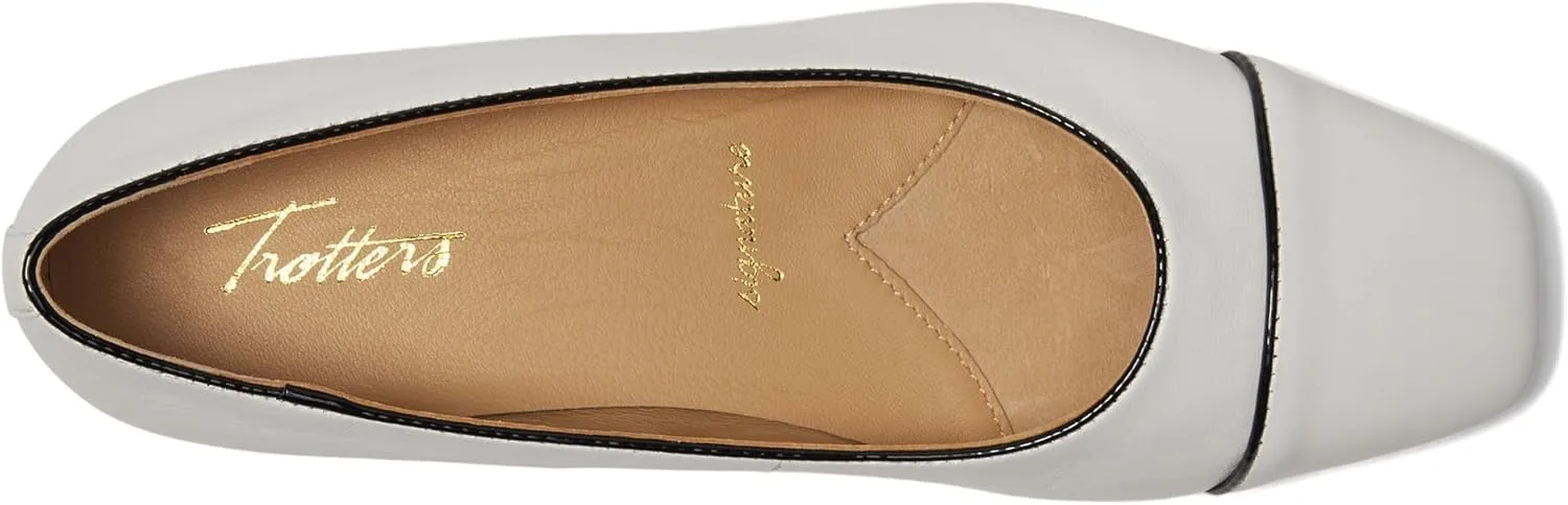 Trotters Women's Harbor Ballet Flat