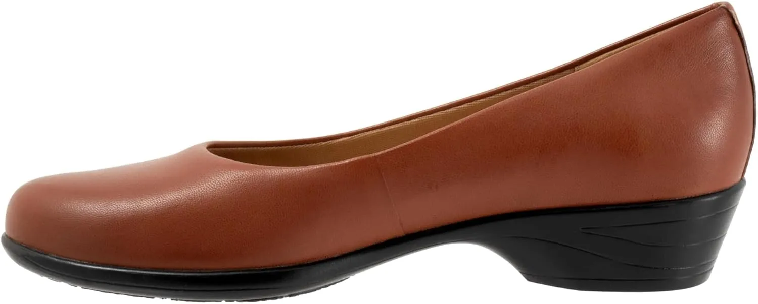 Trotters Women's Rozalin Loafer Flat