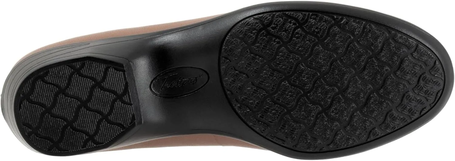 Trotters Women's Rozalin Loafer Flat