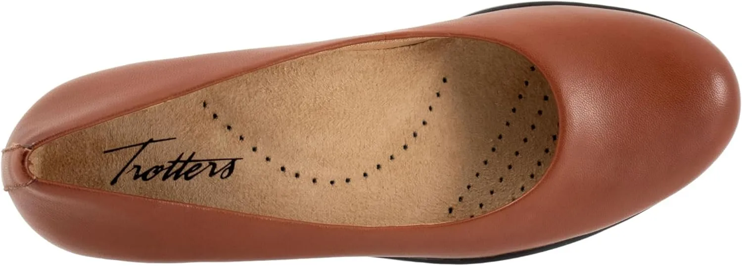 Trotters Women's Rozalin Loafer Flat