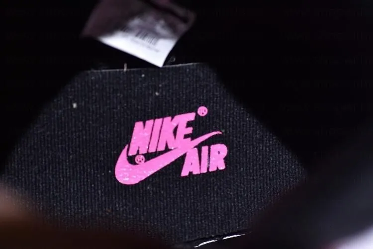 WMNS Air Jordan 1 AJ1 Retro - Valentine's Day